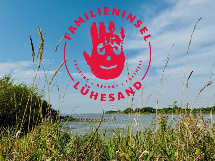 Saisoncamping in der Natur auf der Elbinsel Lühesand bei Stade im Alten Land