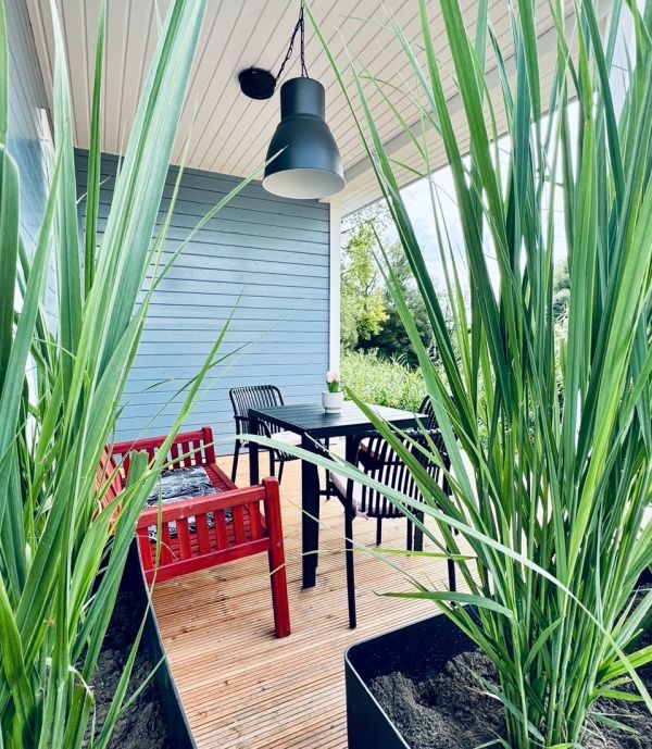 Terrasse im Ferienhaus auf Campingplatz Stover Strand Camping